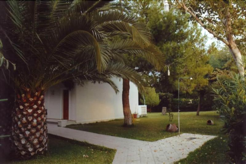 Posidonia Pension Amarynthos Exterior photo