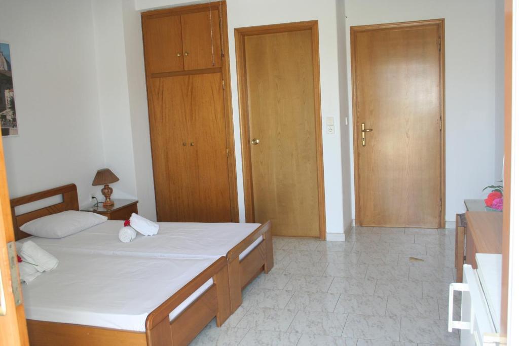 Posidonia Pension Amarynthos Room photo