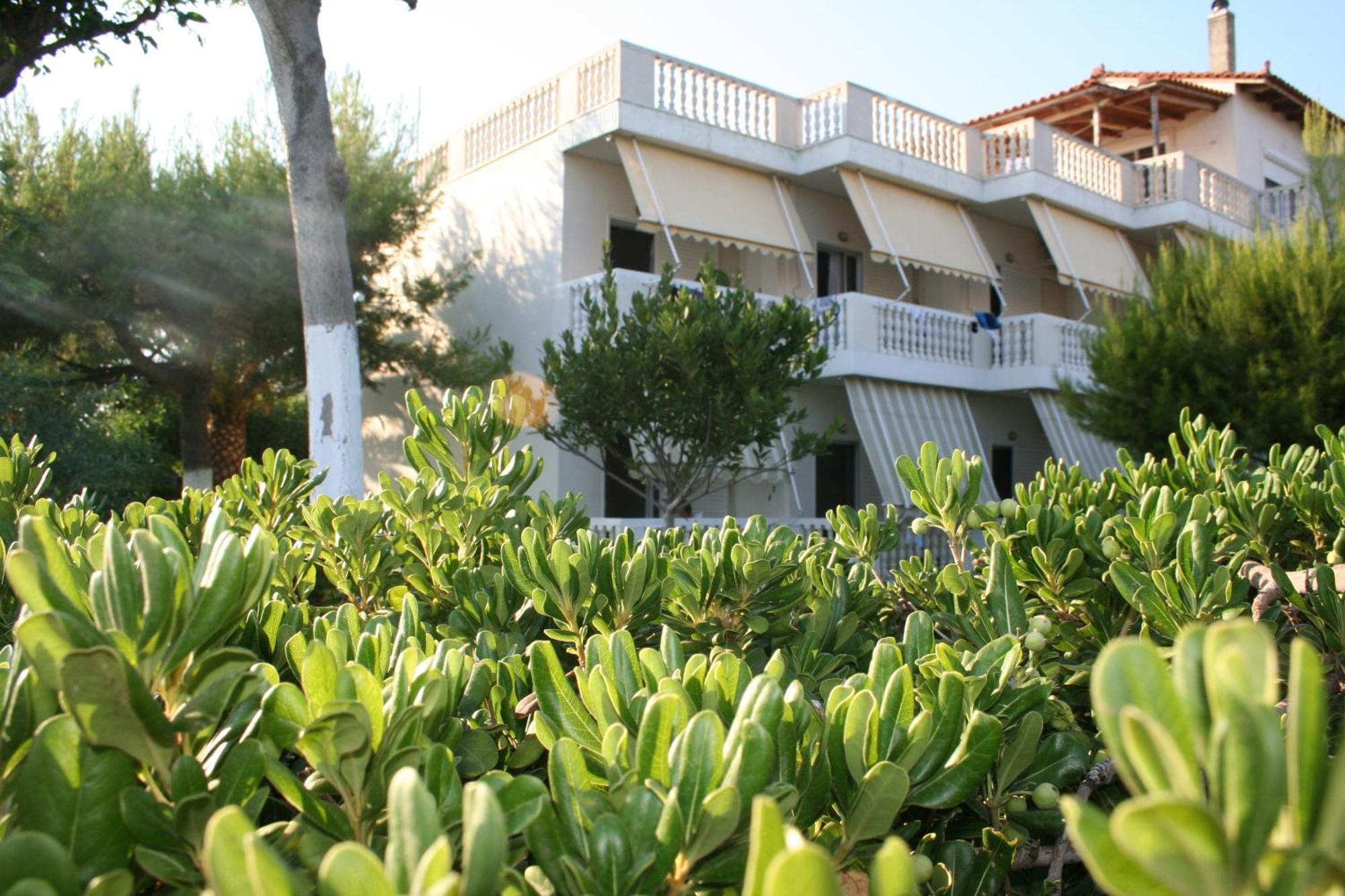 Posidonia Pension Amarynthos Exterior photo